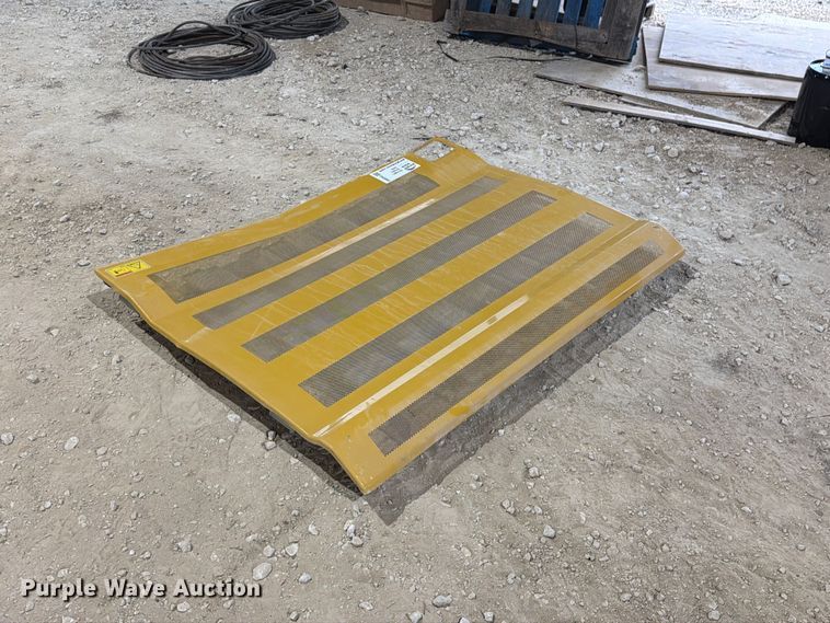 image for item FN3893 Caterpillar 336 excavator radiator compartment door