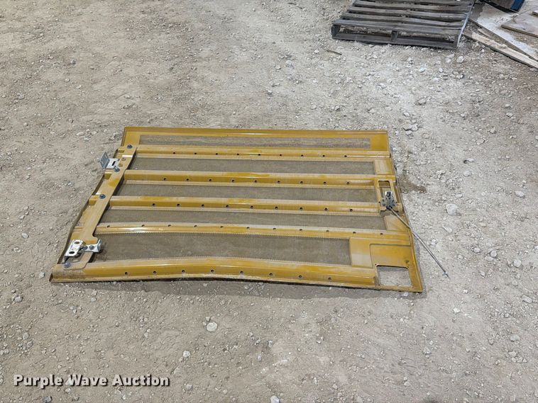 image for item FN3893 Caterpillar 336 excavator radiator compartment door
