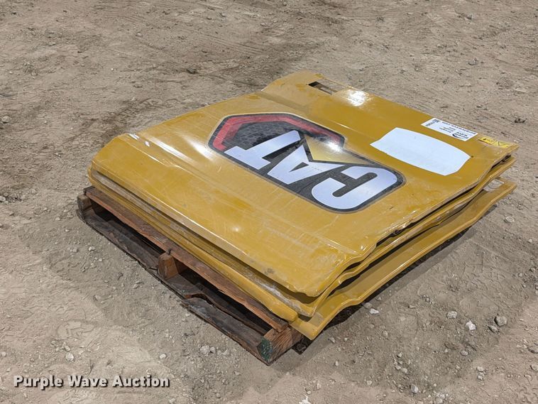 image for item FN3894 Caterpillar 330 excavator compartment doors