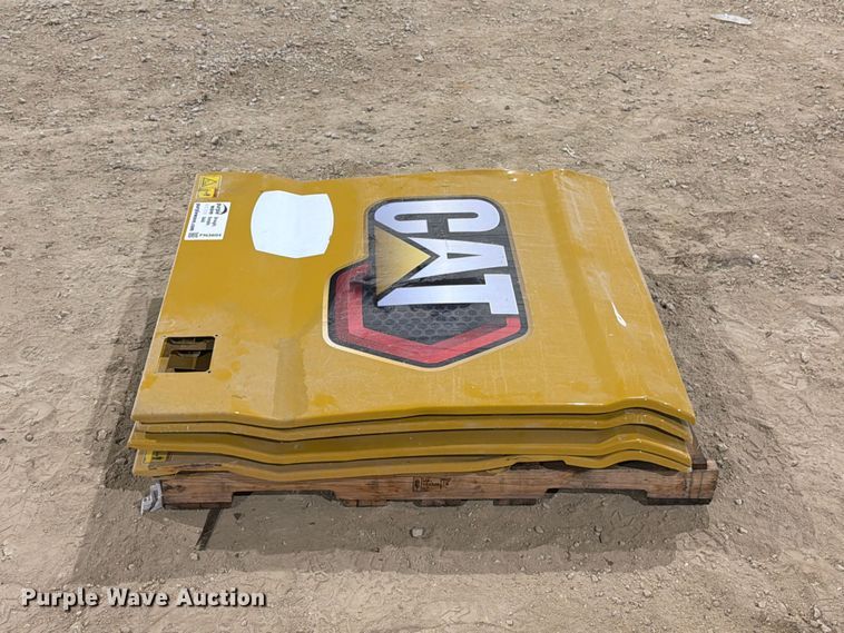 image for item FN3894 Caterpillar 330 excavator compartment doors