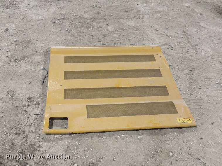 image for item FN3894 Caterpillar 330 excavator compartment doors