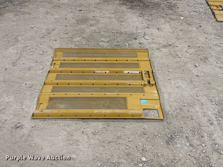 image for item FN3894 Caterpillar 330 excavator compartment doors