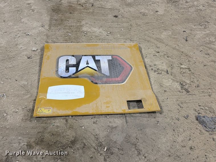 image for item FN3894 Caterpillar 330 excavator compartment doors