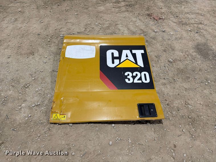 image for item FN3895 Caterpillar excavator compartment doors
