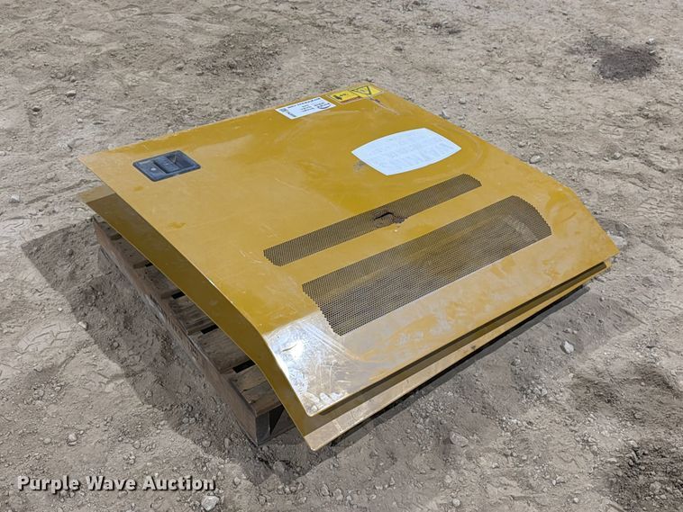 image for item FN3896 Caterpillar 326F / 330F excavator radiator compartment doors