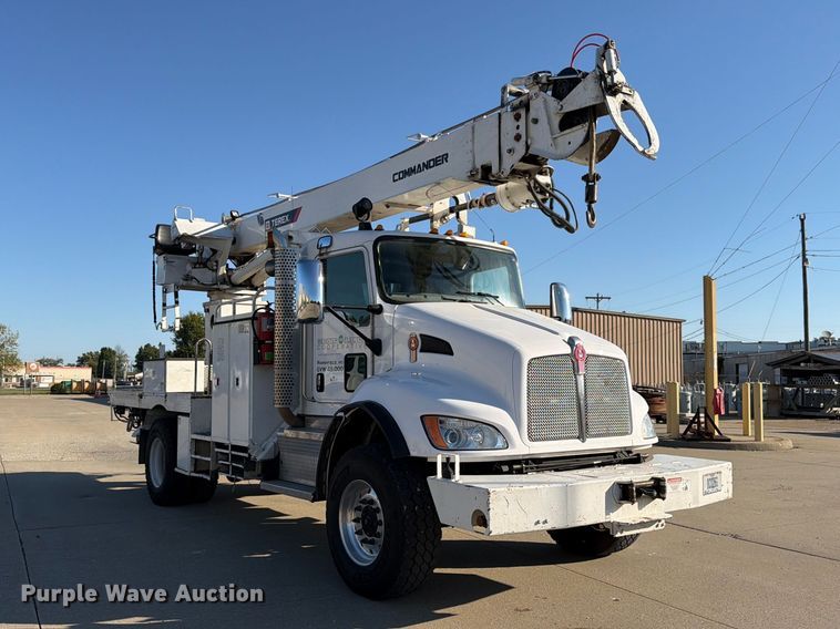 image for item DT3045 2013 Kenworth T370 digger derrick truck