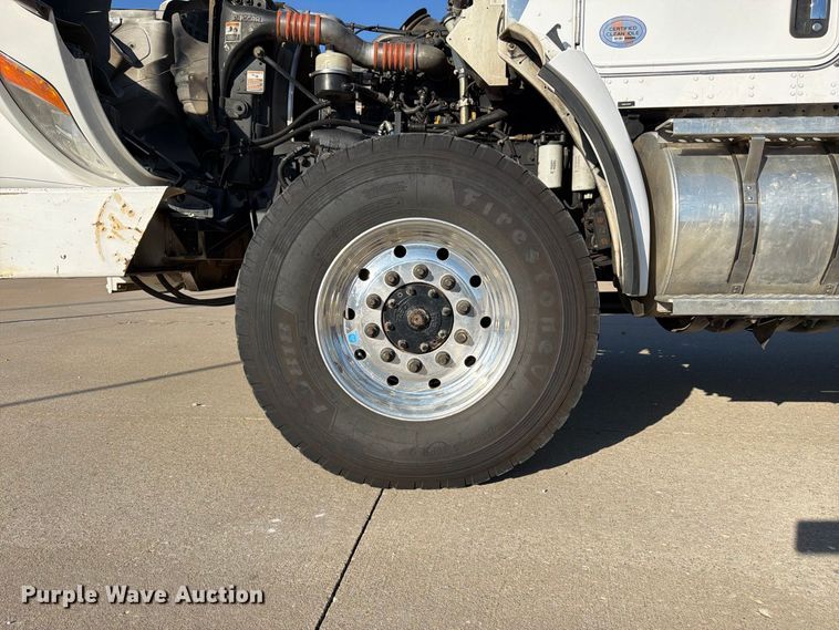 image for item DT3045 2013 Kenworth T370 digger derrick truck