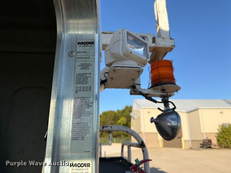 image for item DT3045 2013 Kenworth T370 digger derrick truck