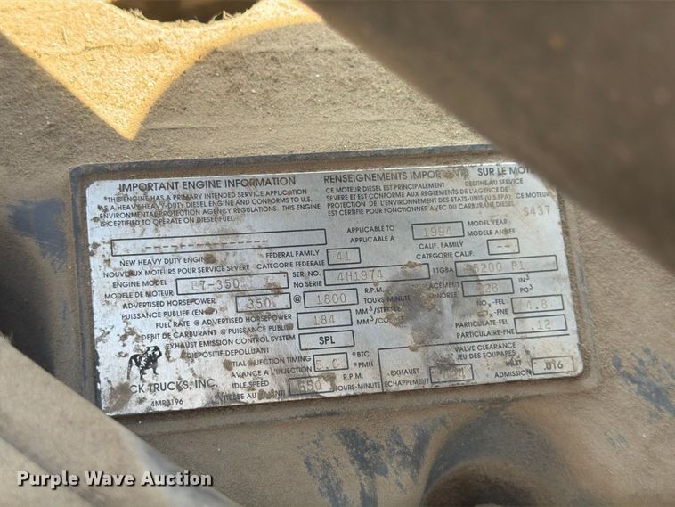 image for item DT3057 1994 Mack CH613 semi truck