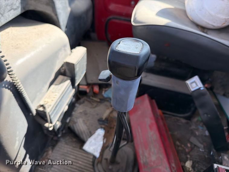 image for item DT3059 1995 Ford LTA9000 semi truck