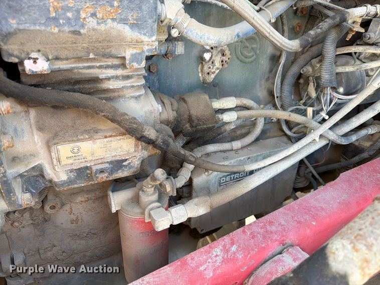 image for item DT3059 1995 Ford LTA9000 semi truck