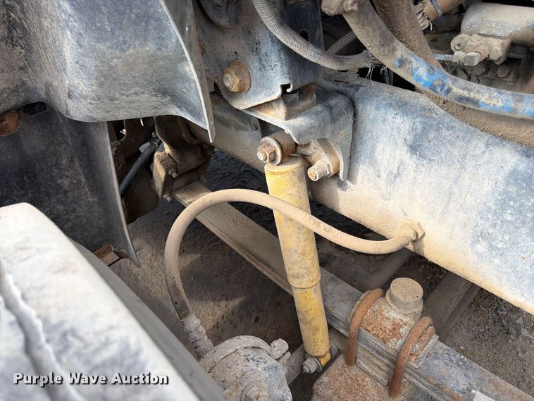 image for item DT3060 1992 Mack CH613 semi truck