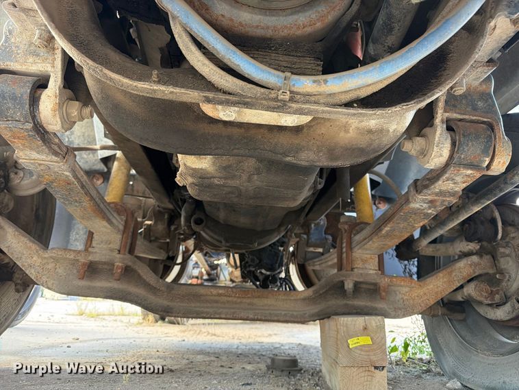 image for item DT3060 1992 Mack CH613 semi truck