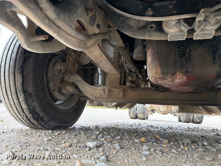 image for item DT3069 2011 International LF627 semi truck