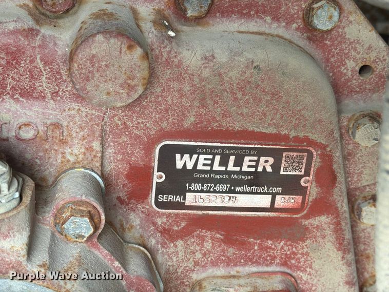image for item DT3069 2011 International LF627 semi truck