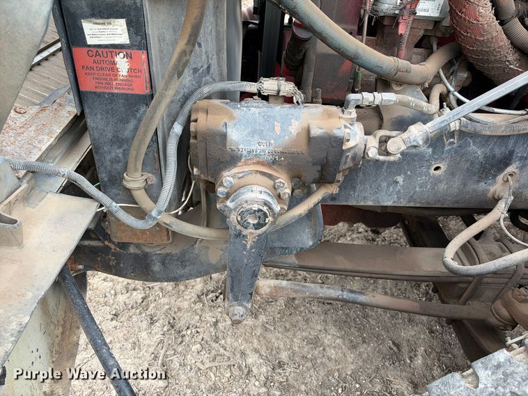image for item DU1553 2005 International 9200 semi truck