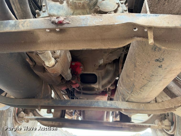 image for item DU1553 2005 International 9200 semi truck