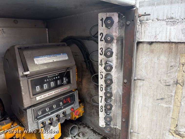 image for item DV7392 1989 Great Dane V107011 dry van trailer