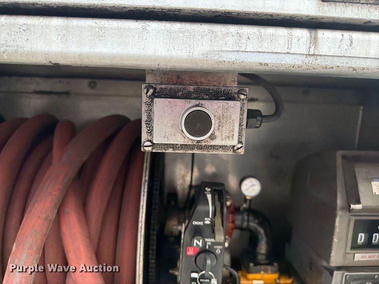 image for item DV7392 1989 Great Dane V107011 dry van trailer