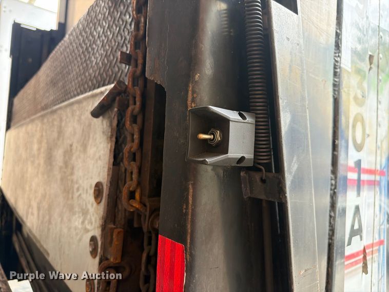 image for item DV7392 1989 Great Dane V107011 dry van trailer