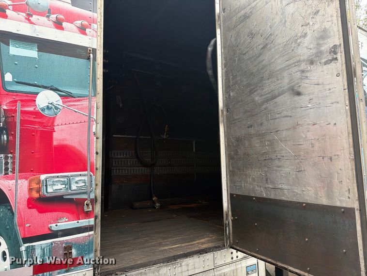 image for item DV7392 1989 Great Dane V107011 dry van trailer