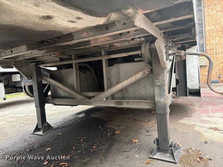 image for item DV7392 1989 Great Dane V107011 dry van trailer