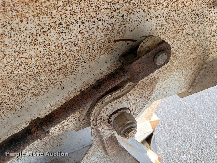 image for item DV8705 2014 Armor Lite Trailer bottom dump trailer