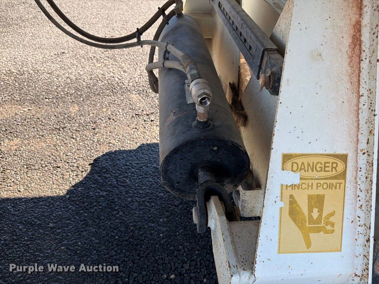 image for item DV8705 2014 Armor Lite Trailer bottom dump trailer