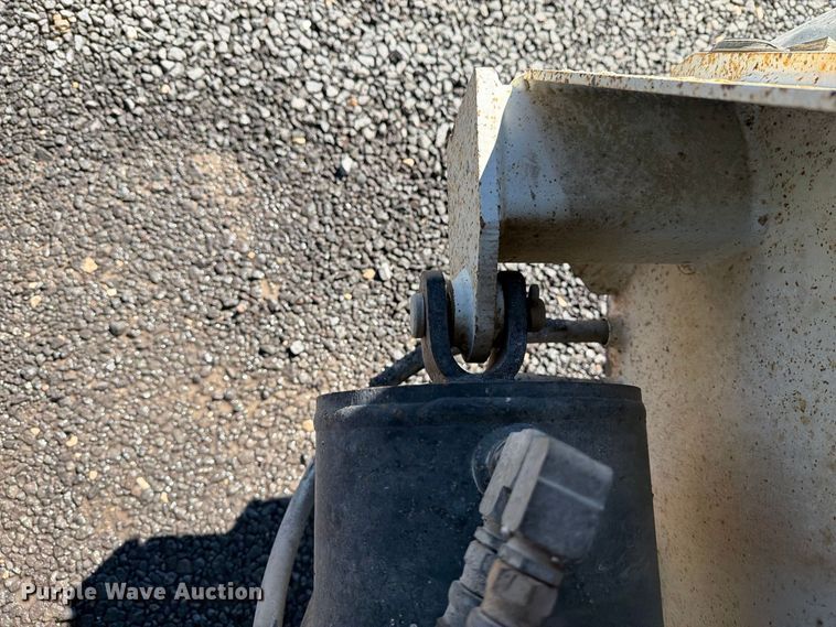 image for item DV8705 2014 Armor Lite Trailer bottom dump trailer