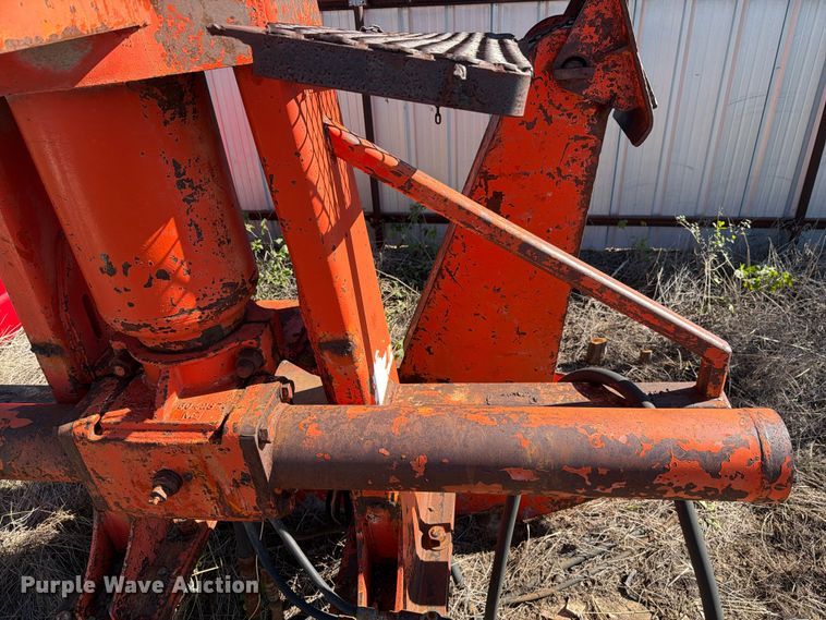 image for item DV8722 crane