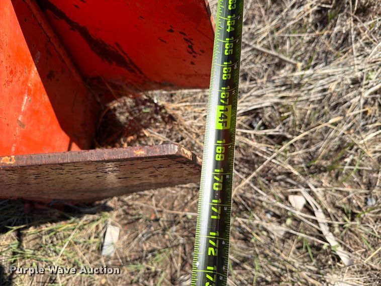 image for item DV8722 crane