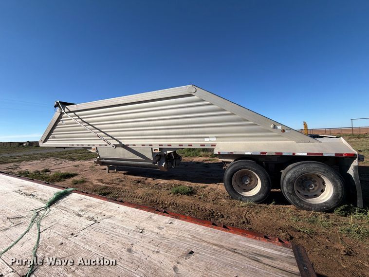 image for item DV8725 2007 Travis Body & Trailer, Inc. bottom dump trailer