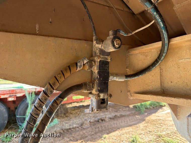 image for item DV8725 2007 Travis Body & Trailer, Inc. bottom dump trailer