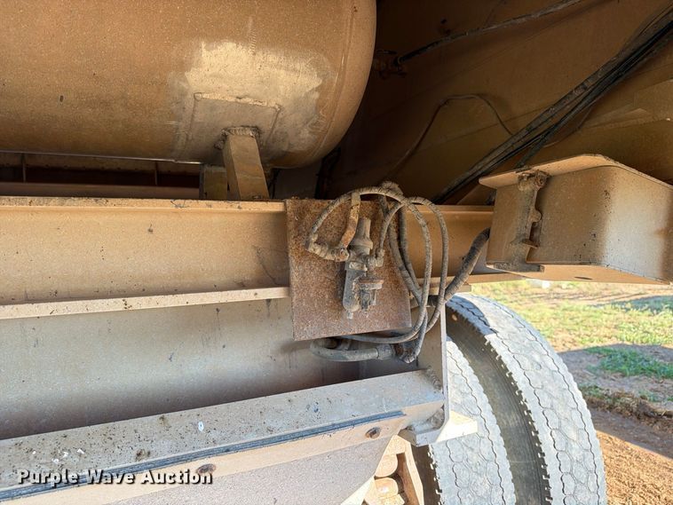 image for item DV8725 2007 Travis Body & Trailer, Inc. bottom dump trailer