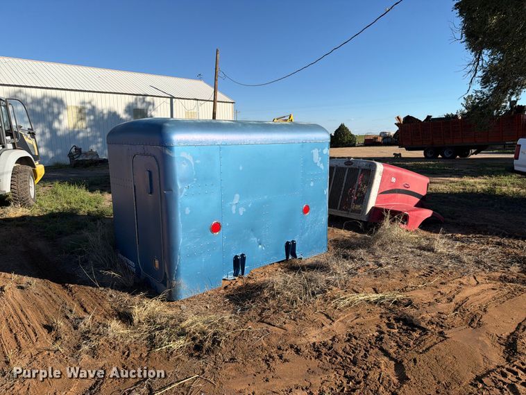 image for item DV8727 Peterbilt semi parts