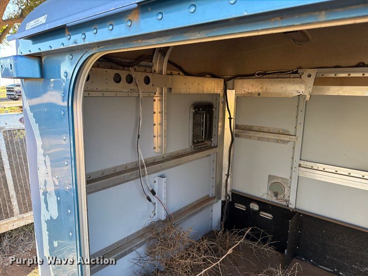 image for item DV8727 Peterbilt semi parts