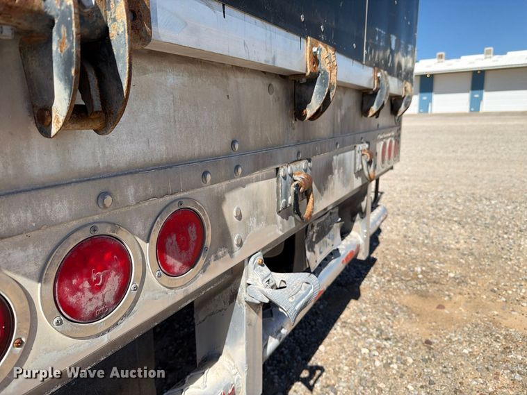 image for item DV8736 2007 Wilson Trailer Co. DWG-550WB grain trailer