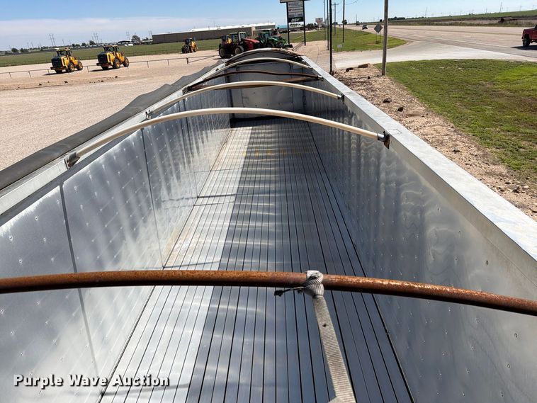 image for item DV8736 2007 Wilson Trailer Co. DWG-550WB grain trailer