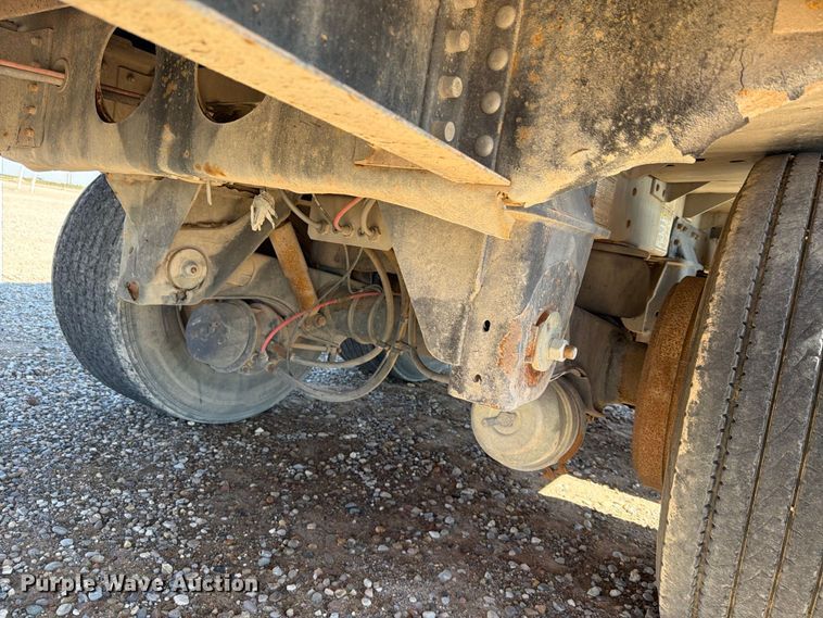 image for item DV8736 2007 Wilson Trailer Co. DWG-550WB grain trailer