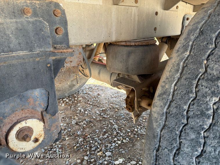 image for item DV8736 2007 Wilson Trailer Co. DWG-550WB grain trailer