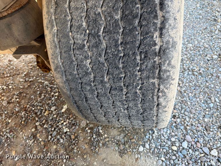 image for item DV8736 2007 Wilson Trailer Co. DWG-550WB grain trailer