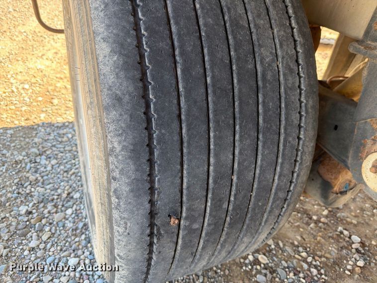 image for item DV8736 2007 Wilson Trailer Co. DWG-550WB grain trailer