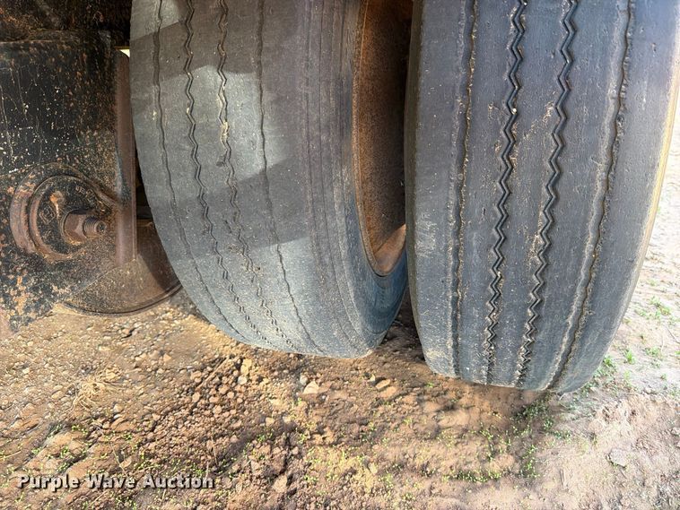 image for item DV8738 1998 Doonan Specialized Trailer drop deck equipment trailer