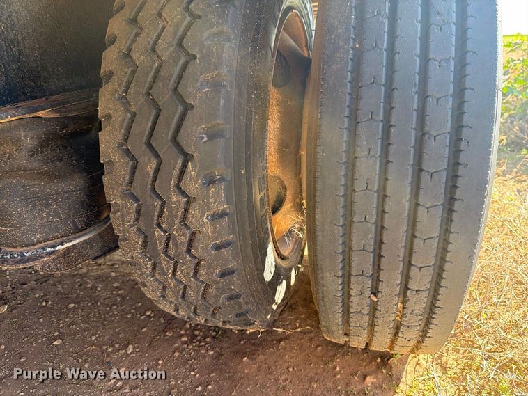 image for item DV8738 1998 Doonan Specialized Trailer drop deck equipment trailer