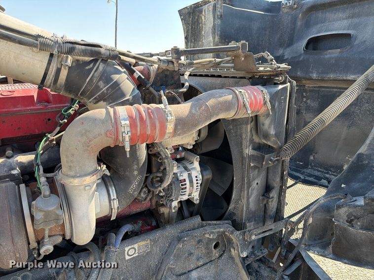 image for item DZ4707 2007 Peterbilt 386 semi truck