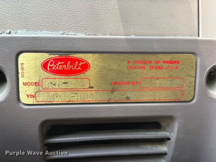 image for item DZ4707 2007 Peterbilt 386 semi truck