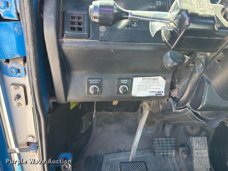 image for item DZ4938 1994 White GMC WB semi truck