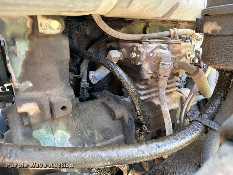 image for item DZ4938 1994 White GMC WB semi truck