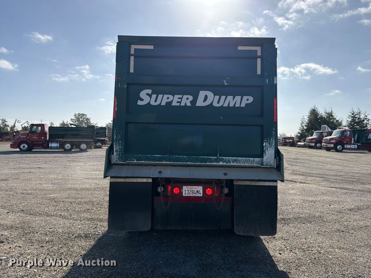 image for item EA0031 2013 Western Star 4700 dump truck