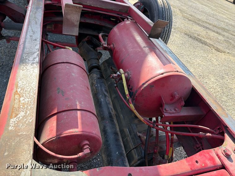 image for item EA0031 2013 Western Star 4700 dump truck